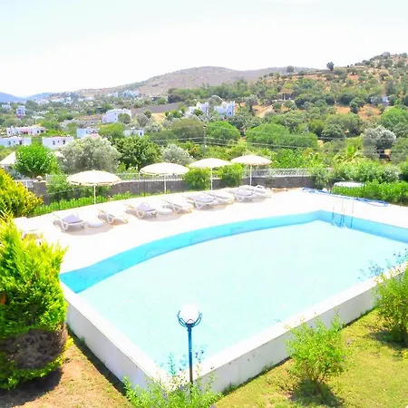 Holiday home Tuerkbuekue Kirlangic Evleri